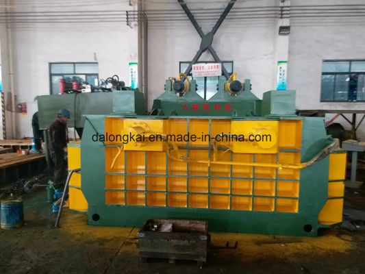 Y81K-315 Hydraulic Scrap Metal Baler with 600x600mm Bale Size and 300-500kg Bale Weight